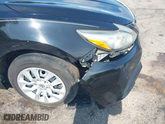 2016 Nissan Altima S z VIN 1N4AL3AP7GN325031, wystawiony jako IAAI lot #42403261 z przebiegiem 304 819 mil mil oraz . Historia ofert i sprzedaży dostępna na DreamBid. Obrazek 19.