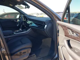 2024 Audi Q7 Premium Plus with VIN WA1LCBF75RD009328, listed as a IAAI auction lot 41366494 with 6,367 mi miles and . Bid and sale history available at DreamBid. Image 5.
