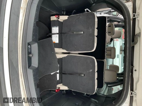 2019 Ford Explorer XLT z VIN 1FM5K7D83KGA08298, wystawiony jako IAAI lot #41961629 z przebiegiem 136 389 mil mil oraz . Historia ofert i sprzedaży dostępna na DreamBid. Obrazek 1.
