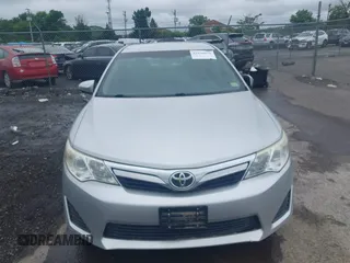 2012 Toyota Camry L z VIN 4T4BF1FK0CR157600, wystawiony jako IAAI lot #42438078 z przebiegiem 94 310 mil mil oraz . Historia ofert i sprzedaży dostępna na DreamBid. Obrazek 12.