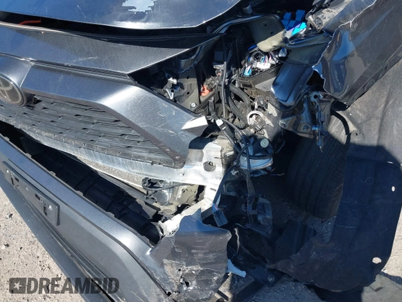 2020 Toyota RAV4 XLE with VIN 2T3P1RFV4LC077779, listed as a IAAI auction lot 41752269 with 55,091 mi miles and . Bid and sale history available at DreamBid. Image 6.