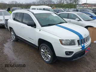 2015 Jeep Compass Sport with VIN 1C4NJCBA9FD170613, listed as a IAAI auction lot 41806843 with 187,676 mi miles. Bid and sale history available at carsss.com. Image 1.