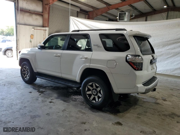 2023 Toyota 4Runner TRD Off Road with VIN JTEPU5JR4P6132677, listed as a Copart auction lot 63940604 with 27,127 mi miles and Clean Title. Bid and sale history available at carsss.com. Image 2.