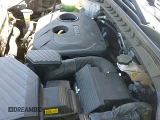 2018 Hyundai Tucson SEL с VIN KM8J33A40JU758151, выставлен на аукционе IAAI как лот 43050708 с пробегом 92 452 миль миль и . История ставок и продаж доступна на DreamBid. Изображение 19.