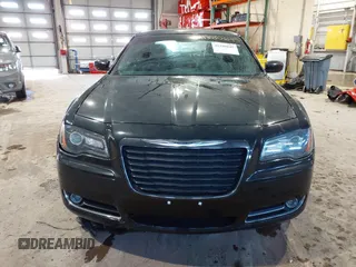 2014 Chrysler 300 with VIN 2C3CCAGG9EH273653, listed as a IAAI auction lot 41280645 with 82,125 mi miles. Bid and sale history available at carsss.com. Image 6.
