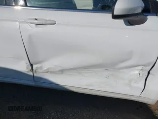 2018 Ford Fusion SE with VIN 3FA6P0H70JR250014, listed as a IAAI auction lot 41990580 with 121,628 mi miles. Bid and sale history available at carsss.com. Image 6.