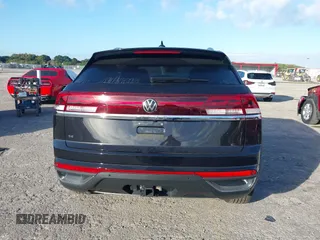 2025 Volkswagen Atlas SE z VIN 1V2JE2CA7SC201481, wystawiony jako IAAI lot #41246452 z przebiegiem 2 466 mil mil oraz . Historia ofert i sprzedaży dostępna na DreamBid. Obrazek 16.