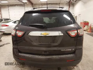 2015 Chevrolet Traverse LT with VIN 1GNKRGKD3FJ156874, listed as a IAAI auction lot 42013789 with 196,377 mi miles. Bid and sale history available at carsss.com. Image 16.