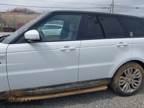 2014 Land Rover Range Rover Sport HSE with VIN SALWR2WF8EA396812, listed as a IAAI auction lot 41863798 with 102,216 mi miles and . Bid and sale history available at DreamBid. Image 14.