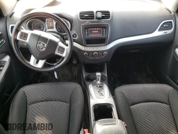 2012 Dodge Journey SXT z VIN 3C4PDCCGXCT177675, wystawiony jako Copart lot #52396045 z przebiegiem 168 203 mil mil oraz Szkoda całkowita • Salvage title. Historia ofert i sprzedaży dostępna na DreamBid. Obrazek 8.