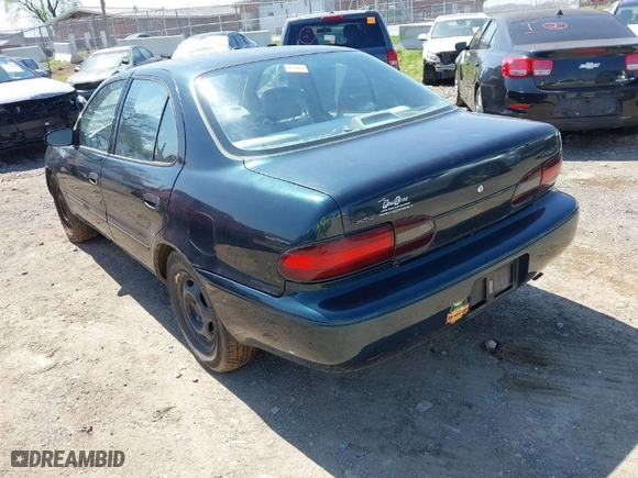 1997 Geo Prizm with VIN 1Y1SK5268VZ462502, listed as a IAAI auction lot 41929276 with NaN miles. Bid and sale history available at carsss.com. Image 3.