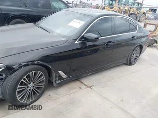 2019 BMW 5 Series 530i with VIN WBAJA5C50KWW38431, listed as a IAAI auction lot 41483263 with 94,436 mi miles. Bid and sale history available at carsss.com. Image 6.