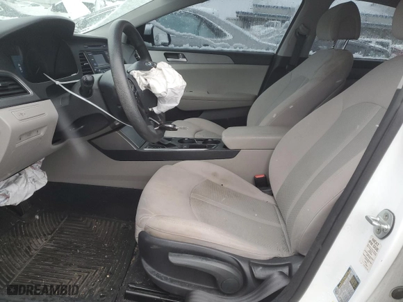 2015 Hyundai Sonata 2.4L SE with VIN 5NPE24AF7FH215283, listed as a Copart auction lot 82815724 with 134,658 mi miles and Salvage Title. Bid and sale history available at carsss.com. Image 7.