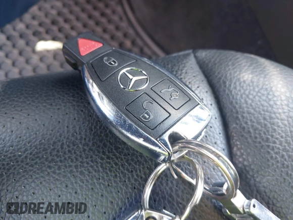 2014 Mercedes-Benz GLK 350 with VIN WDCGG8JB0EG196345, listed as a IAAI auction lot 42203554 with 115,152 mi miles and . Bid and sale history available at DreamBid. Image 11.