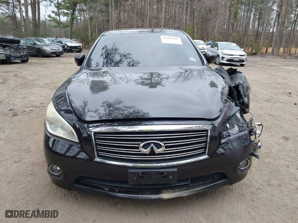 2011 Infiniti M37 with VIN JN1BY1AR4BM374744, listed as a IAAI auction lot 41502845 with 206,738 mi miles. Bid and sale history available at carsss.com. Image 12.