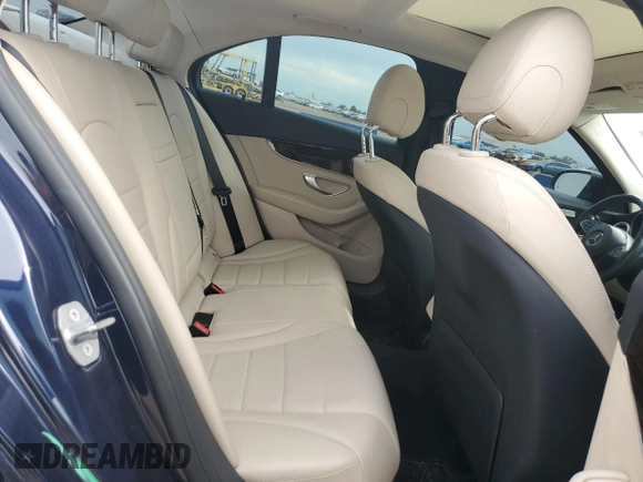 2017 Mercedes-Benz C 300 с VIN 55SWF4KB5HU217196, выставлен на аукционе Copart как лот 59295625 с пробегом 72 689 миль миль и Списание • Salvage title. История ставок и продаж доступна на DreamBid. Изображение 10.
