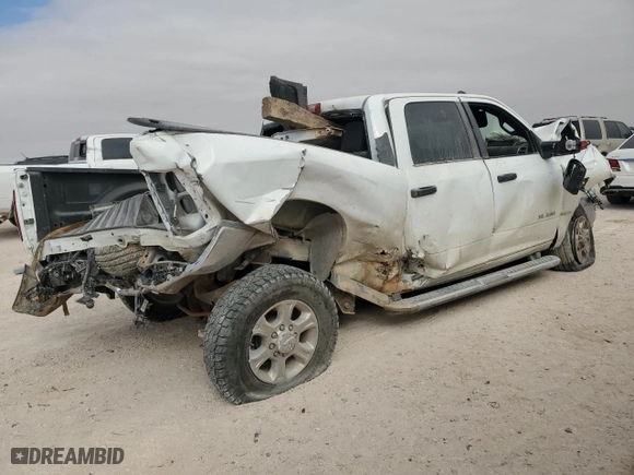 2024 Ram 2500 Big Horn with VIN 3C6UR5DL0RG176975, listed as a Copart auction lot 86289664 with 41,529 mi miles and Salvage Title. Bid and sale history available at carsss.com. Image 3.