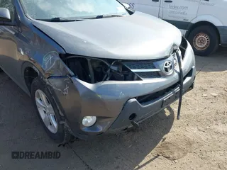 2013 Toyota RAV4 XLE with VIN 2T3RFREV0DW044175, listed as a IAAI auction lot 41708819 with 106,117 mi miles and . Bid and sale history available at carsss.com. Image 6.