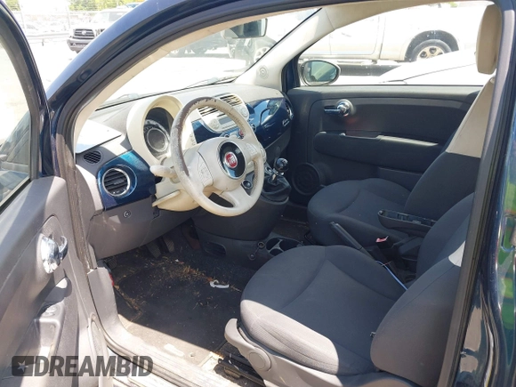2013 FIAT 500 Pop z VIN 3C3CFFAR9DT543744, wystawiony jako IAAI lot #42314440 z przebiegiem 141 793 mil mil oraz . Historia ofert i sprzedaży dostępna na DreamBid. Obrazek 5.