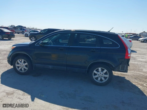 2011 Honda CR-V SE with VIN 5J6RE3H47BL055140, listed as a IAAI auction lot 41833677 with 172,408 mi miles. Bid and sale history available at carsss.com. Image 15.