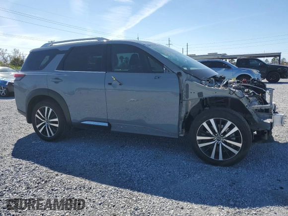 2024 Nissan Pathfinder Platinum with VIN 5N1DR3DH3RC233340, listed as a Copart auction lot 46373455 with 14,057 mi miles and Salvage title. Bid and sale history available at DreamBid. Image 4.