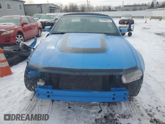 2010 Ford Mustang GT z VIN 1ZVBP8FHXA5121197, wystawiony jako Copart lot #41768275 z przebiegiem 92 047 mil mil oraz Czysty tytuł • Clean title. Historia ofert i sprzedaży dostępna na DreamBid. Obrazek 5.