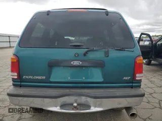 1998 Ford Explorer XL with VIN 1FMZU34E8WZB07364, listed as a Copart auction lot 51261845 with 98,429 mi miles and Salvage title. Bid and sale history available at DreamBid. Image 6.