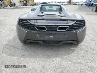 2016 McLaren 650S z VIN SBM11FAA5GW006080, wystawiony jako Copart lot #48061065 z przebiegiem 36 645 mil mil oraz Szkody całkowita. Historia ofert i sprzedaży dostępna na DreamBid. Obrazek 6.