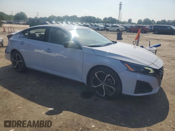 2024 Nissan Altima SR with VIN 1N4BL4CV7RN398845, listed as a Copart auction lot 62087945 with 20,410 mi miles and Salvage title. Bid and sale history available at DreamBid. Image 4.