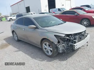 2015 Nissan Altima SV z VIN 1N4AL3APXFC123035, wystawiony jako IAAI lot #41926150 z przebiegiem 176 186 mil mil oraz . Historia ofert i sprzedaży dostępna na DreamBid. Obrazek 1.
