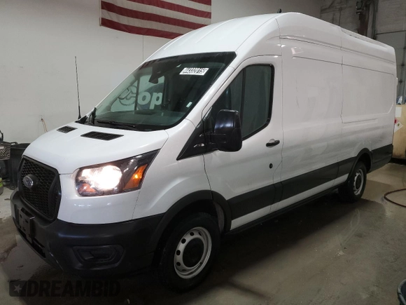 2022 Ford Transit Cargo with VIN 1FTBR3X85NKA70021, listed as a Copart auction lot 44332015 with 86,070 mi miles and Clean title. Bid and sale history available at DreamBid. Image 1.