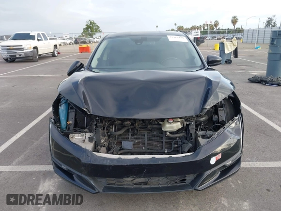 2018 Honda Clarity Plug-In Hybrid Touring with VIN JHMZC5F39JC000901, listed as a IAAI auction lot 41914470 with 80,482 mi miles. Bid and sale history available at carsss.com. Image 13.