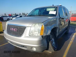 2007 GMC Yukon SLT with VIN 1GKFC13077J253697, listed as a IAAI auction lot 41277881 with 246,059 mi miles. Bid and sale history available at carsss.com. Image 19.