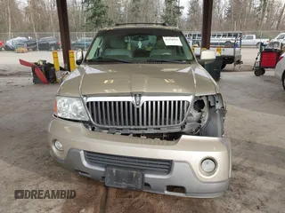 2004 Lincoln Navigator Luxury with VIN 5LMFU28R34LJ15279, listed as a IAAI auction lot 41470920 with 155,229 mi miles. Bid and sale history available at carsss.com. Image 12.