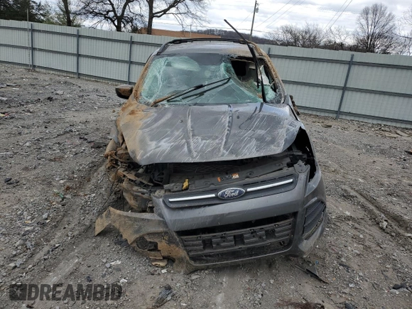 2016 Ford Escape SE с VIN 1FMCU9G99GUC88965, выставлен на аукционе Copart как лот 49808165 с пробегом 96 016 миль миль и На запчасти • Non repairable. История ставок и продаж доступна на DreamBid. Изображение 5.