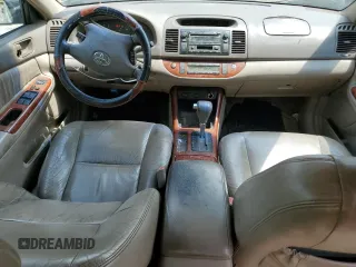 2004 Toyota Camry LE with VIN 4T1BF32K24U069645, listed as a Copart auction lot 55358615 with 160,157 mi miles and Clean Title. Bid and sale history available at carsss.com. Image 8.