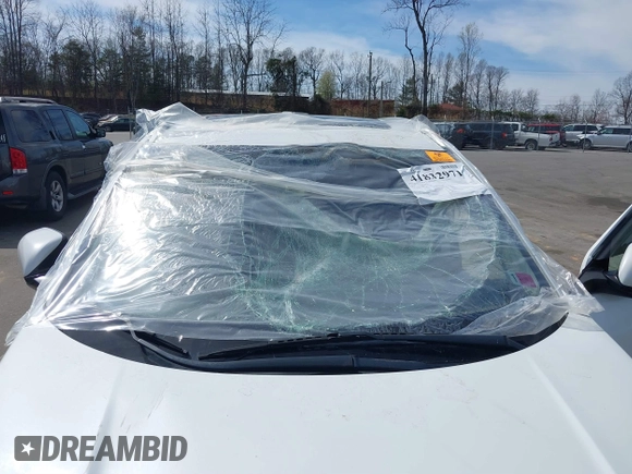 2016 Honda HR-V EX-L w/Navi with VIN 3CZRU6H75GM733050, listed as a IAAI auction lot 41832971 with 85,753 mi miles. Bid and sale history available at carsss.com. Image 6.