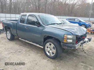 2008 Chevrolet Silverado 1500 Work Truck with VIN 1GCEC19X58Z218168, listed as a IAAI auction lot 41551543 with 194,810 mi miles and . Bid and sale history available at DreamBid. Image 1.