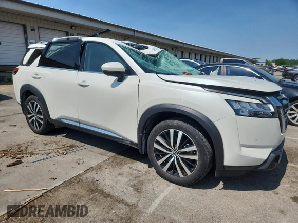 2023 Nissan Pathfinder Platinum z VIN 5N1DR3DK1PC223933, wystawiony jako Copart lot #59137525 z przebiegiem 21 193 mil mil oraz Szkoda całkowita • Salvage title. Historia ofert i sprzedaży dostępna na DreamBid. Obrazek 4.