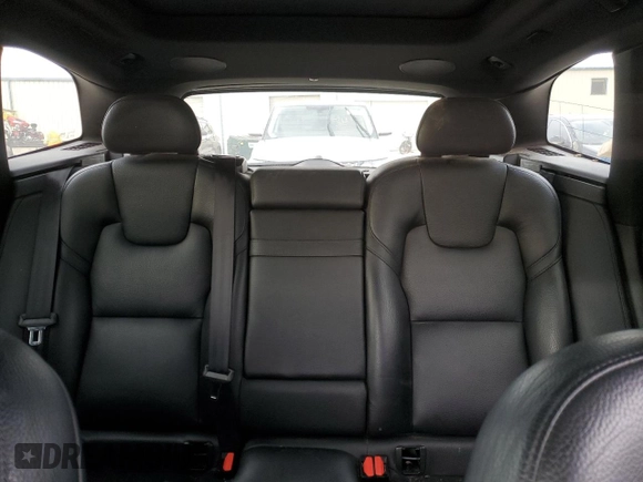 2019 Volvo XC60 z VIN LYVBR0DK2KB263803, wystawiony jako Copart lot #82622984 z przebiegiem 142 294 mil mil oraz Szkoda całkowita • Salvage title. Historia ofert i sprzedaży dostępna na DreamBid. Obrazek 10.