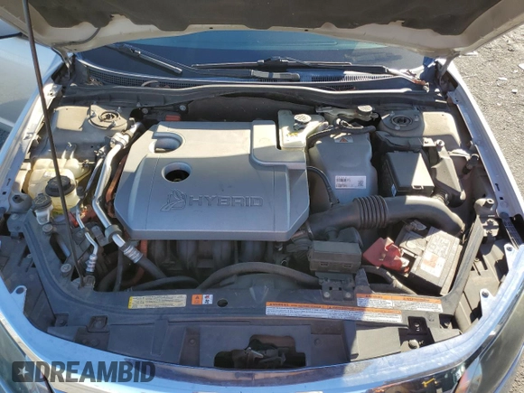 2010 Ford Fusion Hybrid с VIN 3FADP0L31AR258408, выставлен на аукционе Copart как лот 46703935 с пробегом 151 402 миль миль и Списание • Salvage title. История ставок и продаж доступна на DreamBid. Изображение 12.