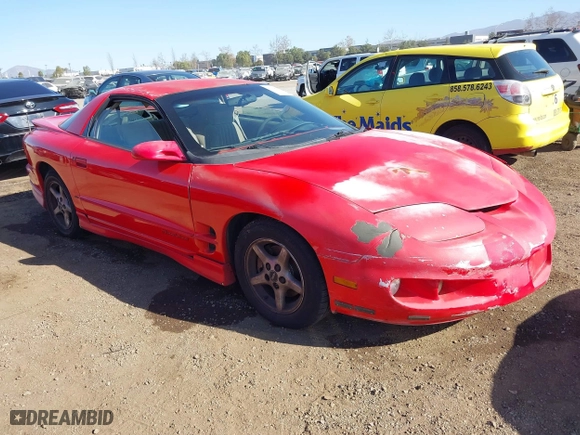 1999 Pontiac Firebird with VIN 2G2FS22K9X2208387, listed as a IAAI auction lot 41349447 with 221,291 mi miles. Bid and sale history available at carsss.com. Image 1.