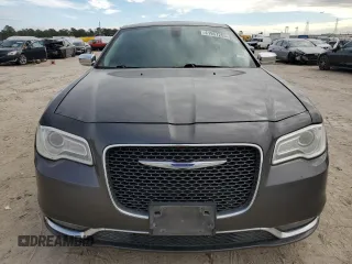 2019 Chrysler 300 Limited with VIN 2C3CCAKG0KH560348, listed as a Copart auction lot 41957255 with 119,223 mi miles and Clean Title. Bid and sale history available at carsss.com. Image 5.