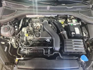2024 Volkswagen Jetta S z VIN 3VW5M7BU5RM054887, wystawiony jako IAAI lot #42852694 z przebiegiem 25 677 mil mil oraz . Historia ofert i sprzedaży dostępna na DreamBid. Obrazek 26.