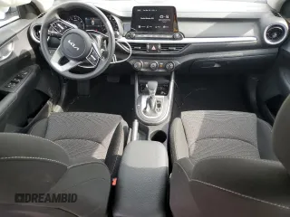 2024 Kia Forte LXS with VIN 3KPF24ADXRE832771, listed as a Copart auction lot 49672725 with 2,808 mi miles and Salvage Title. Bid and sale history available at DreamBid. Image 8.