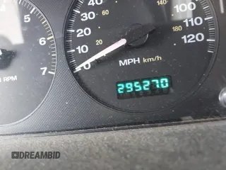 2002 Jeep Grand Cherokee Laredo with VIN 1J4GX48S02C125258, listed as a IAAI auction lot 42388724 with 295,270 mi miles and . Bid and sale history available at DreamBid. Image 15.