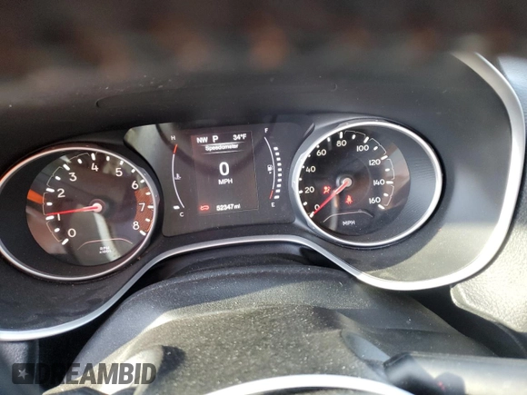 2020 Jeep Compass Altitude z VIN 3C4NJDBB6LT125469, wystawiony jako Copart lot #88016245 z przebiegiem 52 347 mil mil oraz Szkoda całkowita • Salvage title. Historia ofert i sprzedaży dostępna na DreamBid. Obrazek 9.