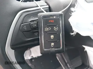 2024 Jeep Grand Cherokee Altitude z VIN 1C4RJHAG7RC679243, wystawiony jako IAAI lot #41920086 z przebiegiem Nie podano mil oraz . Historia ofert i sprzedaży dostępna na DreamBid. Obrazek 11.