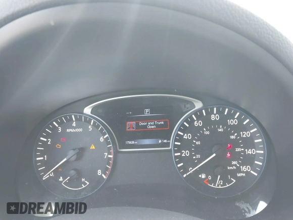 2017 Nissan Altima SR with VIN 1N4AL3AP7HC218218, listed as a IAAI auction lot 41848359 with 175,626 mi miles and . Bid and sale history available at carsss.com. Image 7.