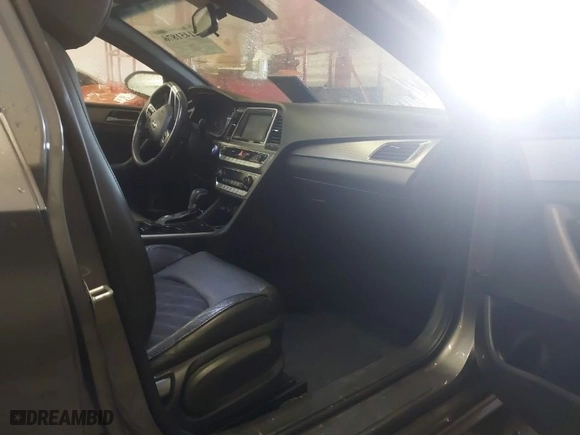 2019 Hyundai Sonata Sport with VIN 5NPE34AF6KH816918, listed as a IAAI auction lot 41451876 with 58,952 mi miles. Bid and sale history available at carsss.com. Image 5.